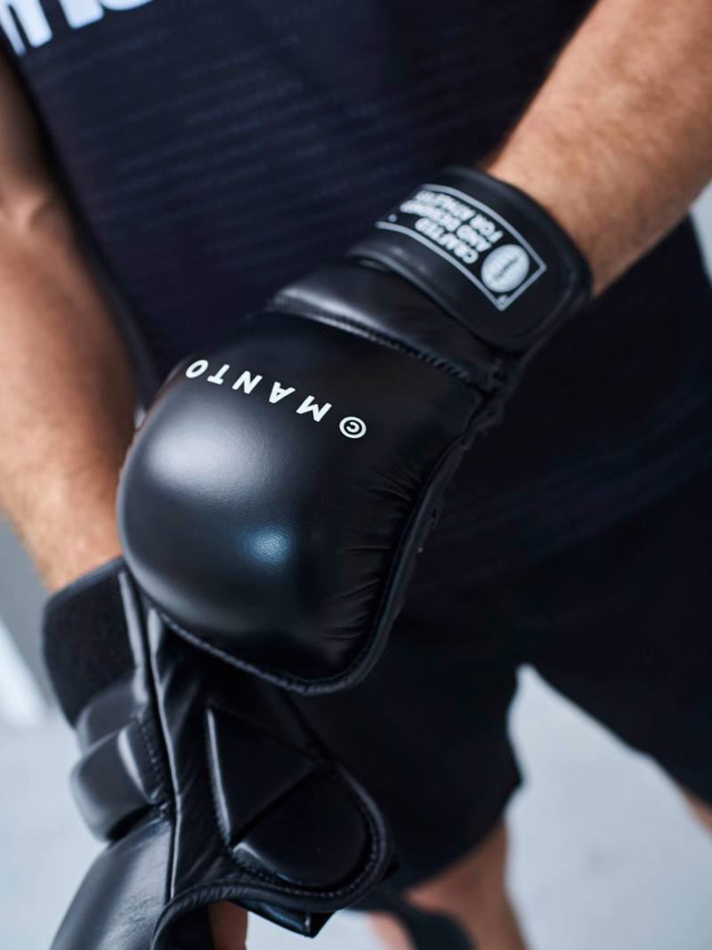 MANTO MMA sparring Gloves impact -black